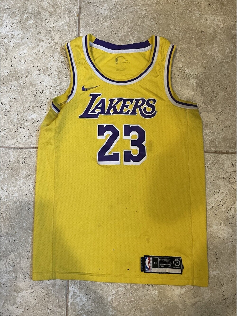 Lebron James Lakers Nike NBA Basketball Jersey Shows Stains, Size 40